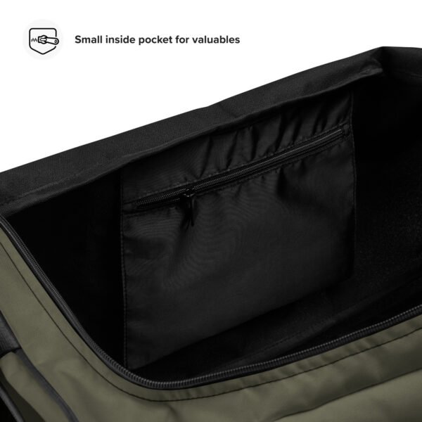 all-over-print-duffle-bag-white-product-details-68a7530727577.jpg Bolsa de viaje